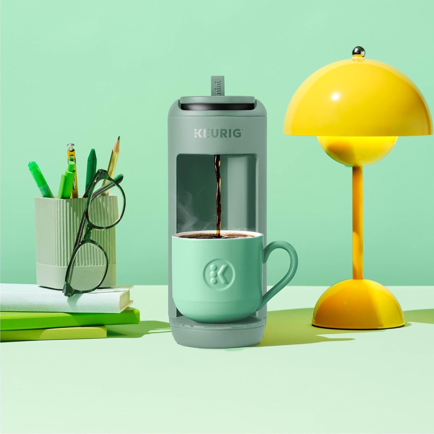 Keurig K-Mini Mate Single Serve K-Cup Pod Coffee Maker, Brews Up to 12 oz Cup, Compact Portable Coffee Machine for Small Spaces, Great for Dorms & Offices, Glamping Green
